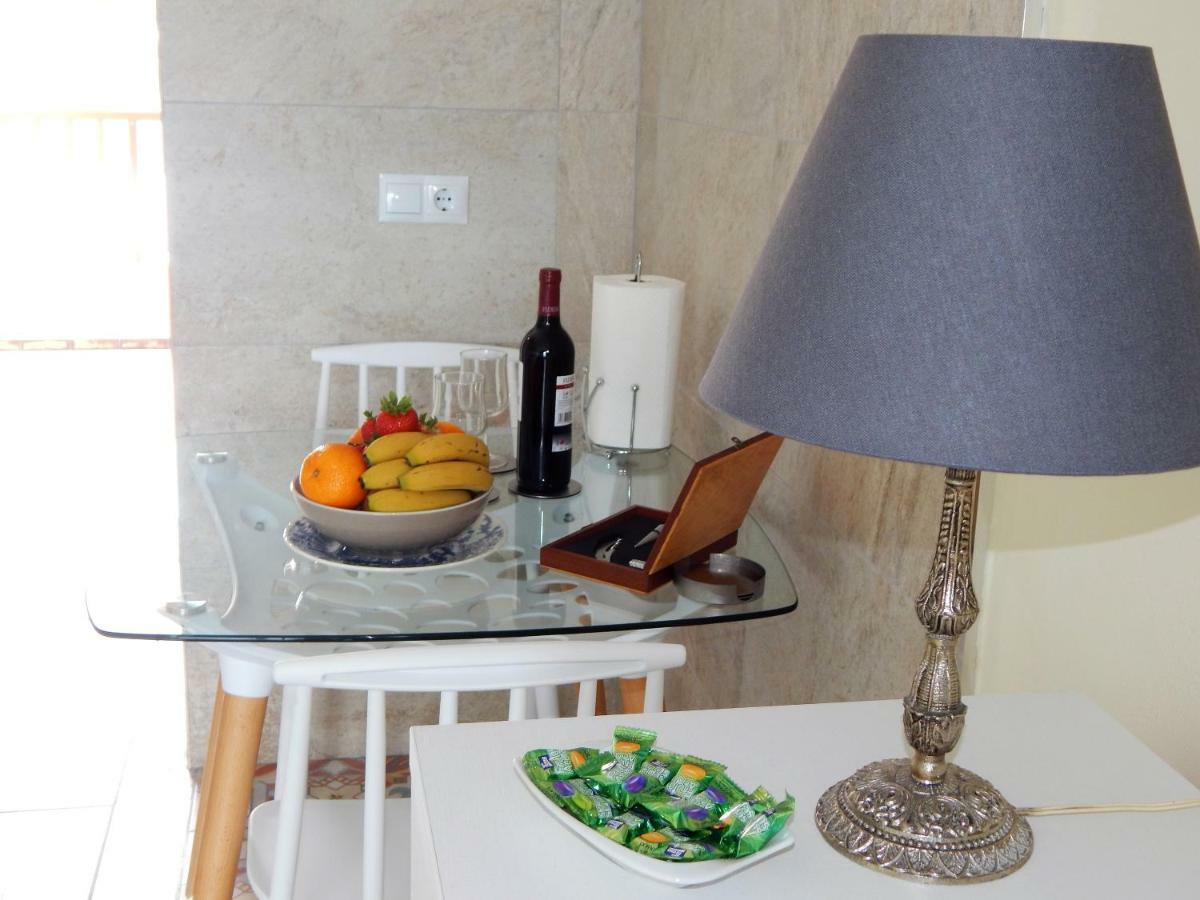 Apartamento Monis Natura อิคอดเดลอสวินอส ภายนอก รูปภาพ