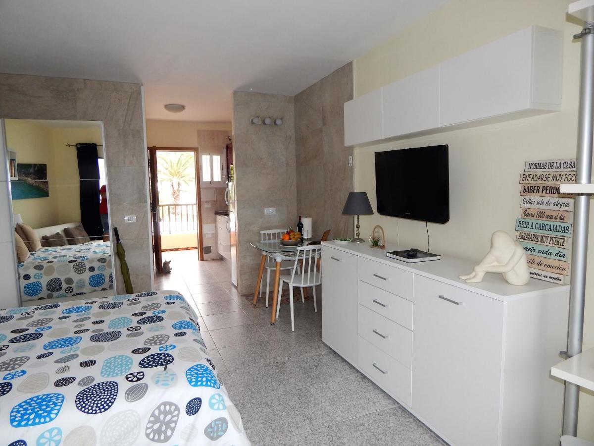 Apartamento Monis Natura อิคอดเดลอสวินอส ภายนอก รูปภาพ